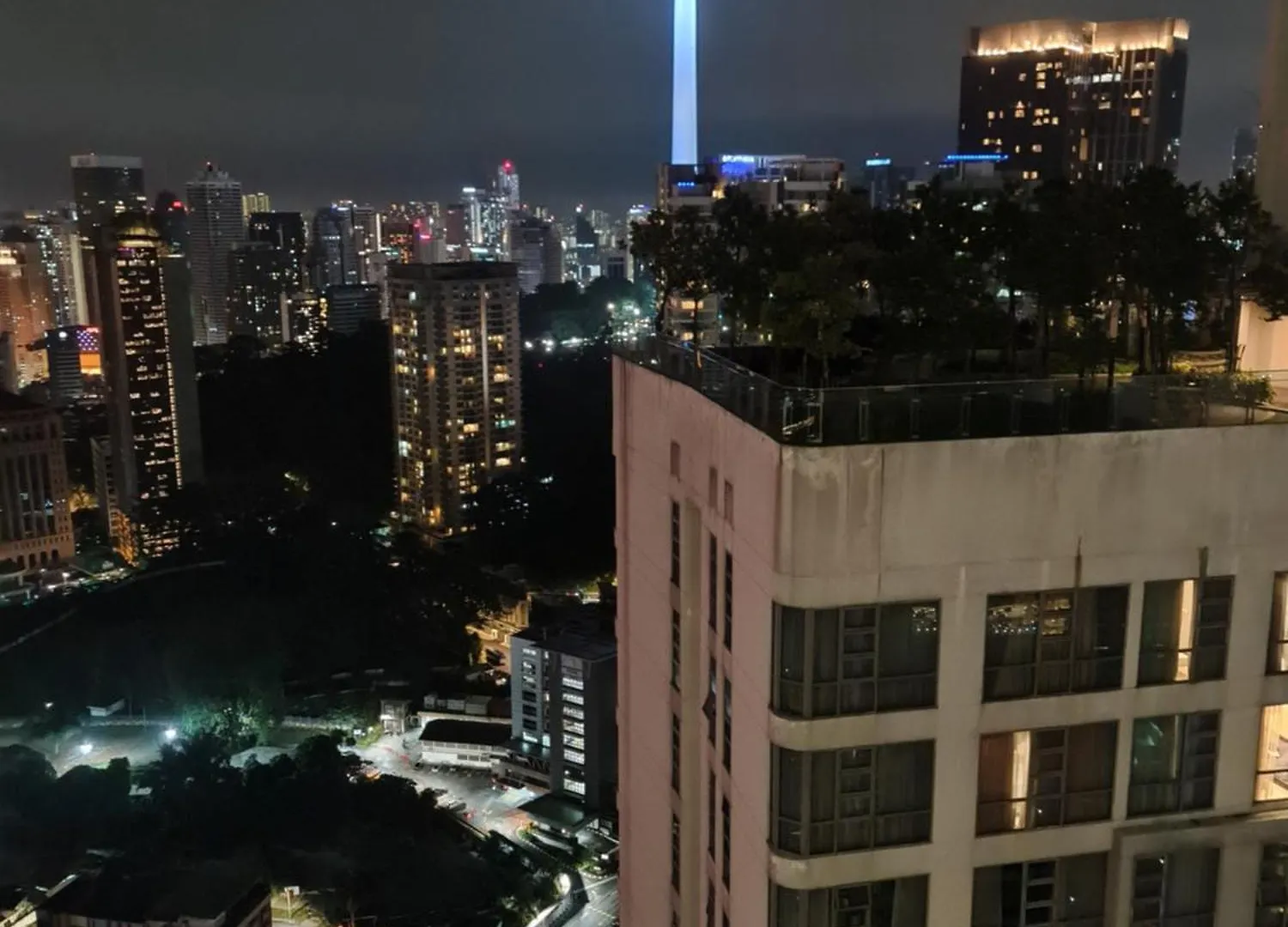 מלון קואלה לומפור The Robertson Residence In Bukit Bintang